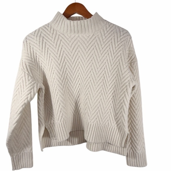 Broadway 38 Sweaters - Broadway 38 Cream Textured Knit Sweater Women’s Small